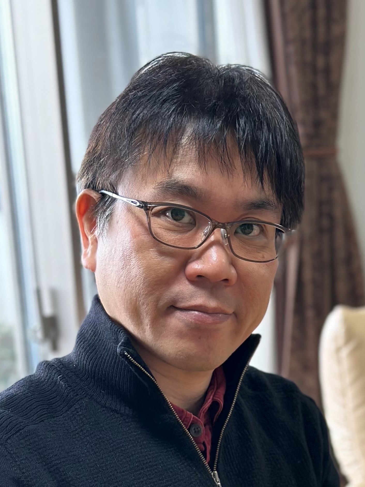 菊池 学 氏